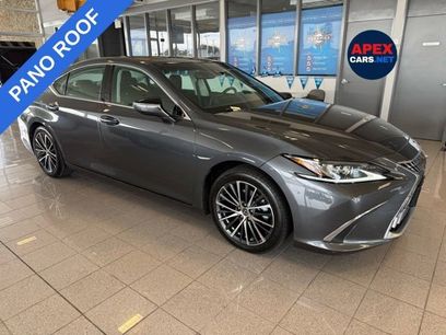 Used 2023 Lexus ES 350 w/ Premium Package