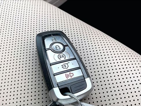 Certified 2022 Ford Escape SEL image 14