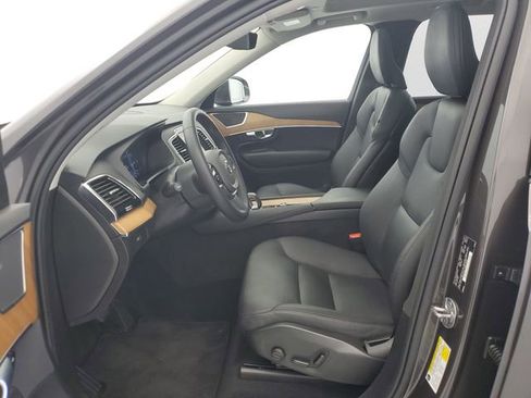 Used 2024 Volvo XC90 B5 Plus AWD/4WD image 20