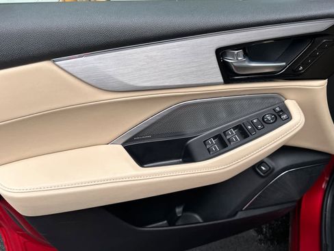 Certified 2025 Acura MDX SH-AWD w/ Technology Package image 11