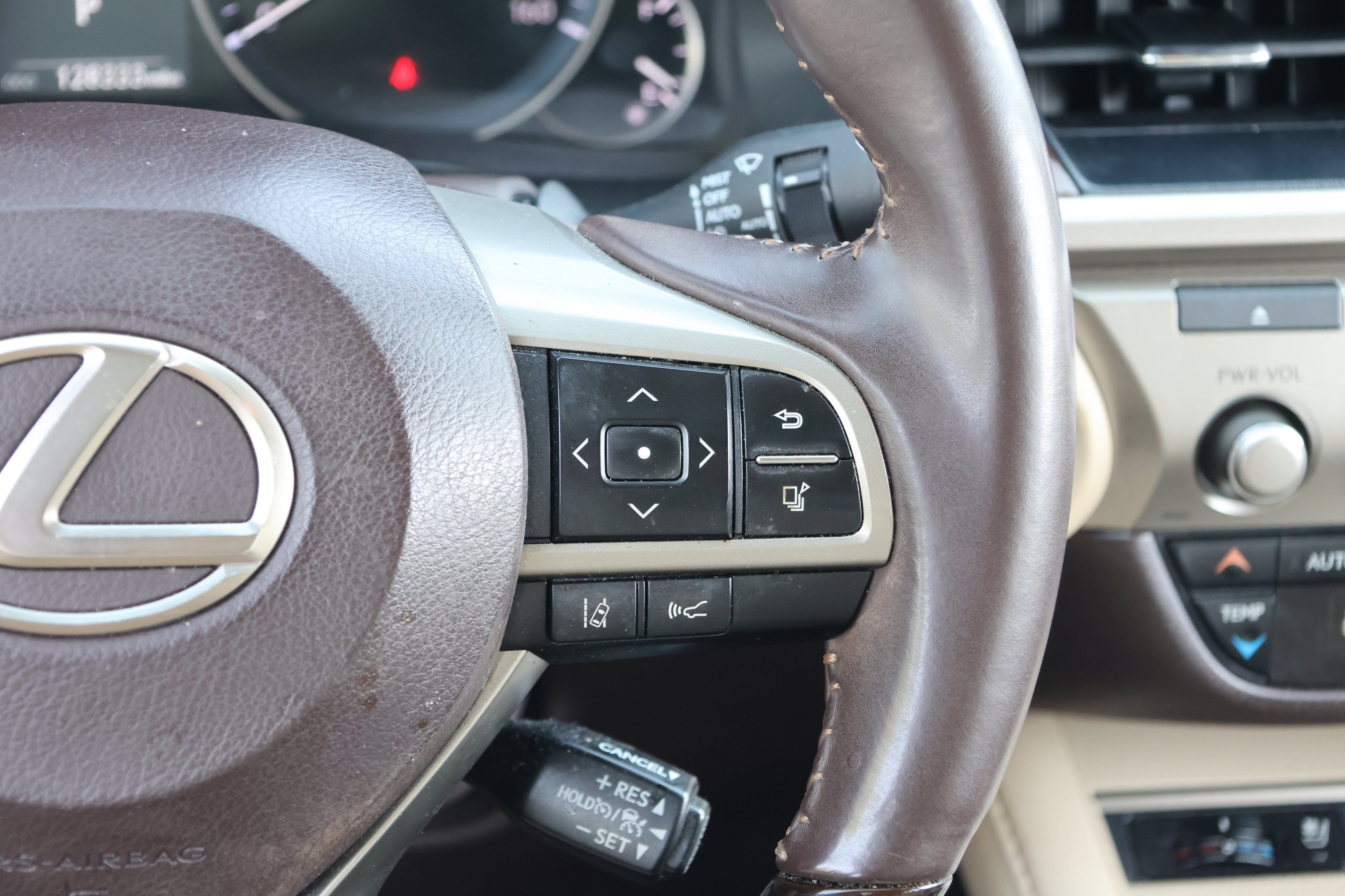 Used 2017 Lexus ES 350 w/ Premium Package FWD image 22