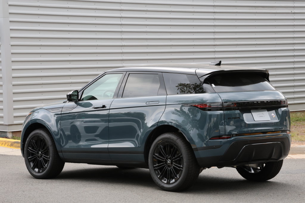 New 2026 Land Rover Range Rover Evoque S AWD/4WD image 2