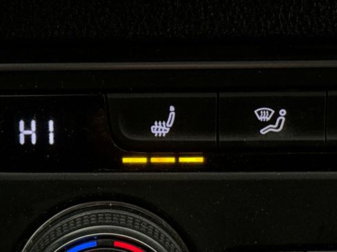 Used 2019 Volkswagen Atlas SE w/ Towing Package image 20