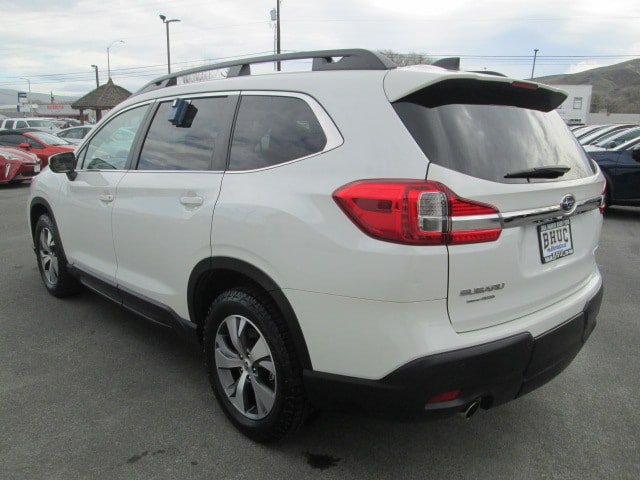 Used 2022 Subaru Ascent Premium w/ Convenience Package AWD/4WD image 4