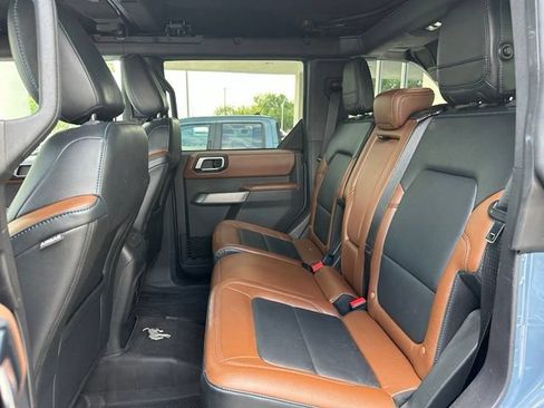 Certified 2023 Ford Bronco Outer Banks w/ Sasquatch Package AWD/4WD image 15