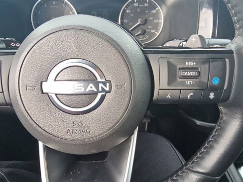 Used 2023 Nissan Pathfinder SL image 12