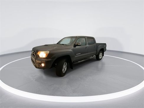 Used 2015 Toyota Tacoma PreRunner image 8