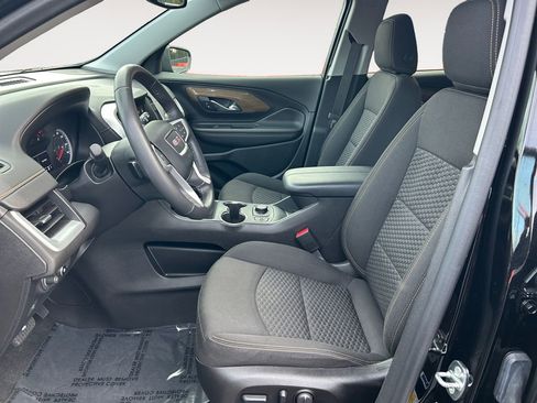 Used 2018 GMC Terrain SLE w/ Driver Convenience Package image 15