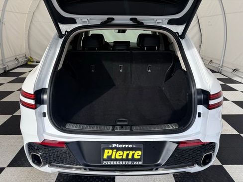 Used 2025 Genesis GV70 2.5T image 4