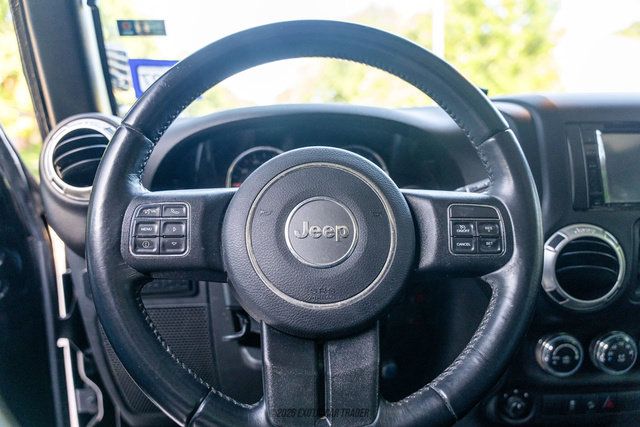 Used 2017 Jeep Wrangler Unlimited Rubicon w/ Connectivity Group AWD/4WD image 21