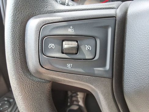 Certified 2020 Chevrolet Silverado 1500 Custom Trail Boss w/ Custom Convenience Package AWD/4WD image 27