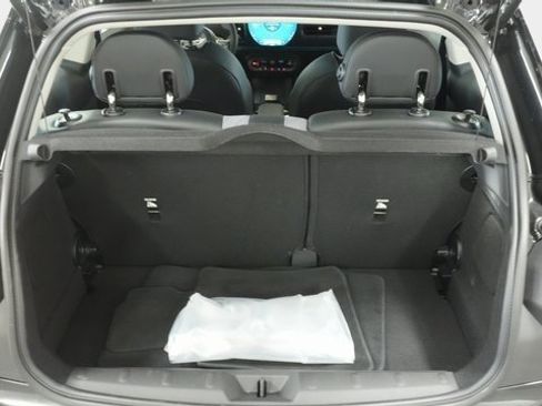 Certified 2025 MINI Cooper 2-Door Hardtop image 15