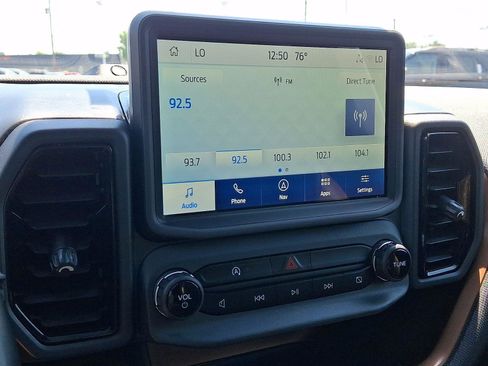 Certified 2024 Ford Bronco Sport Outer Banks w/ Tech Package AWD/4WD image 18