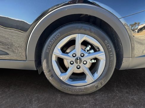 Used 2025 Kia K4 LXS image 9