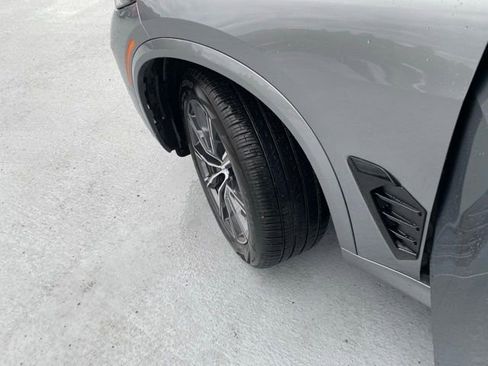 Used 2026 BMW X5 xDrive40i w/ M Sport Package image 29