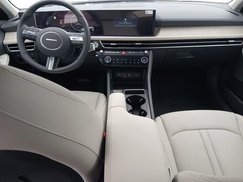 New 2025 Hyundai Sonata Limited FWD image 10