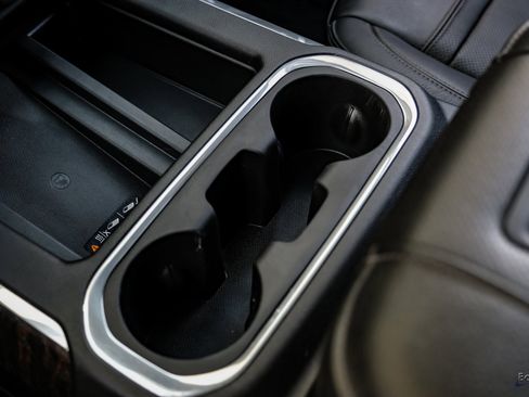 Used 2022 GMC Sierra 3500 Denali w/ Technology Package image 56