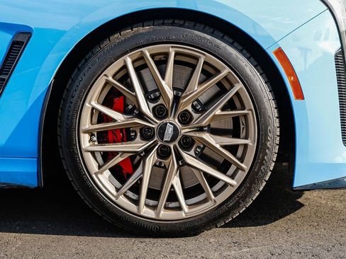 Used 2023 Cadillac CT4 V Blackwing w/ LPO, Bronce Accent Package image 9