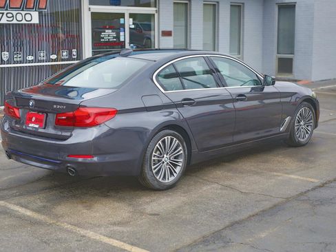 Used 2019 BMW 530i xDrive w/ Convenience Package image 17