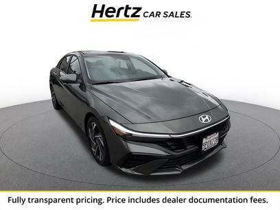 Used 2025 Hyundai Elantra Limited