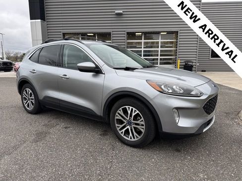 Certified 2022 Ford Escape SEL w/ Technology Package image 1