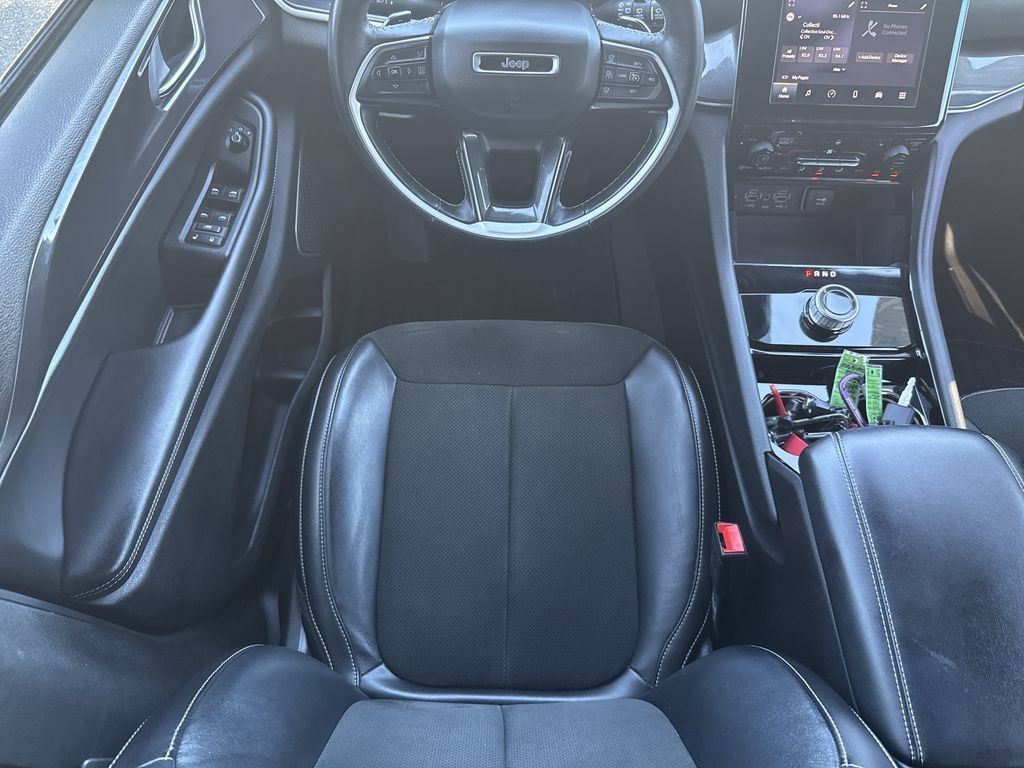 Used 2021 Jeep Grand Cherokee L Laredo AWD/4WD image 14
