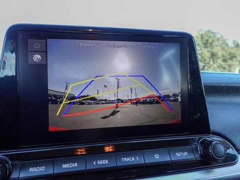 Used 2023 Kia Forte LXS w/ LXS Technology Package image 19