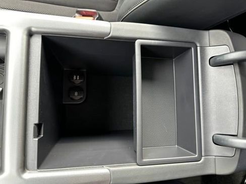 Used 2025 Hyundai Palisade Calligraphy image 27