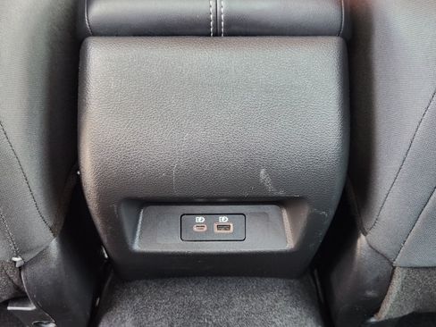Used 2025 Nissan Altima 2.5 SV FWD image 30