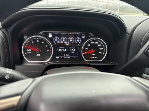 Used 2021 Chevrolet Silverado 1500 High Country w/ Z71 Off-Road Package image 19