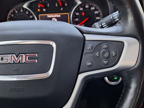 Used 2019 GMC Terrain SLT w/ Preferred Package image 18