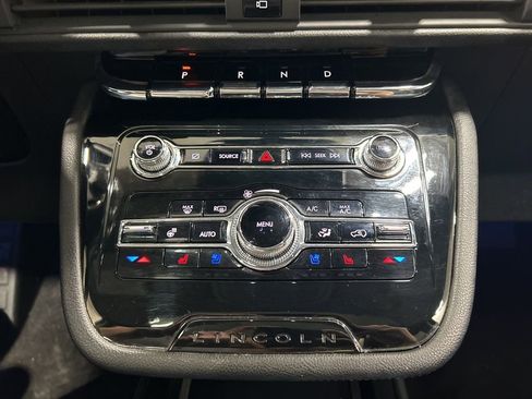 Certified 2022 Lincoln Corsair AWD w/ Premium Package image 19