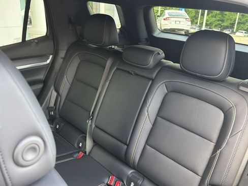 Used 2025 GMC Terrain Elevation w/ Elevation Premium Package AWD/4WD image 31