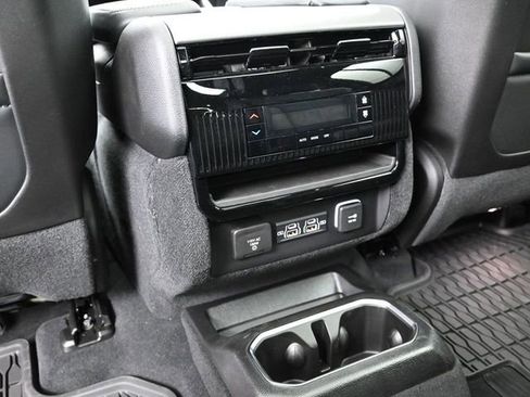 New 2026 Jeep Grand Wagoneer L 4WD image 25