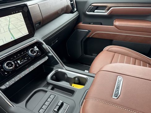 New 2026 GMC Sierra 2500 Denali Ultimate AWD/4WD image 24