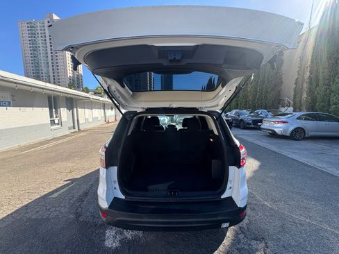 Used 2017 Ford Escape S FWD image 23