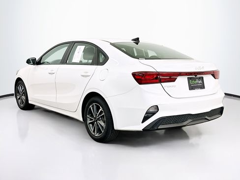 Used 2023 Kia Forte LXS image 5