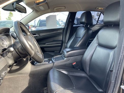 Used 2020 Chrysler 300 Touring w/ Sport Appearance Package image 14