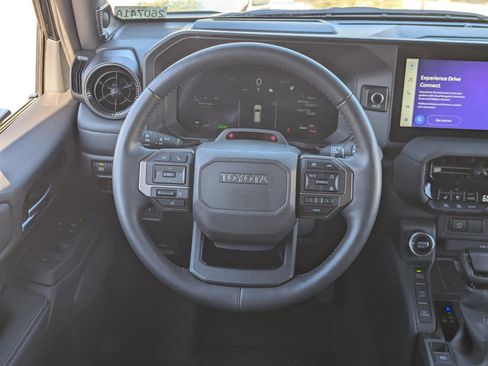 Used 2024 Toyota Land Cruiser image 19