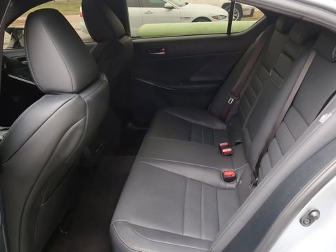 Used 2023 Lexus IS 500 image 19