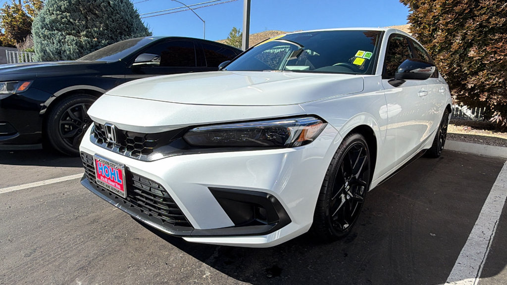 Used 2023 Honda Civic Sport image 4