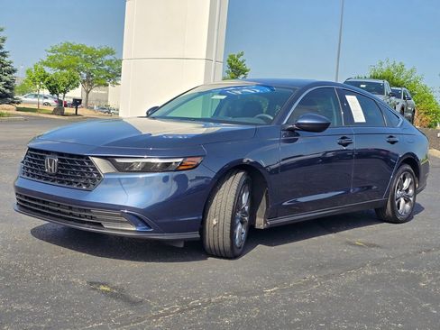 Used 2024 Honda Accord EX image 4