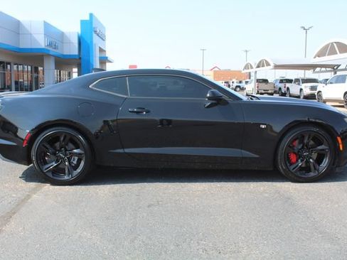 Used 2024 Chevrolet Camaro LT w/ RS Package RWD image 2