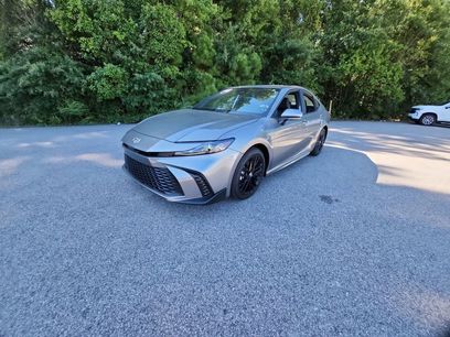 Used 2025 Toyota Camry SE