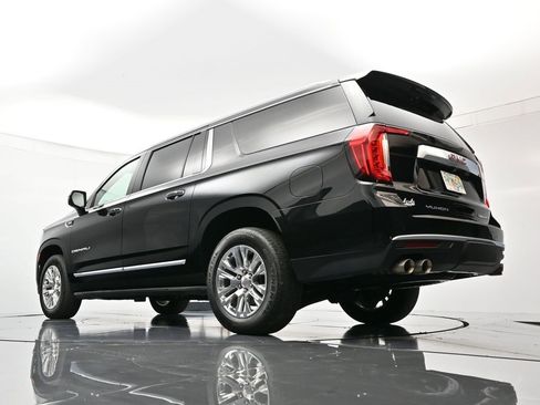 Used 2024 GMC Yukon XL Denali image 61