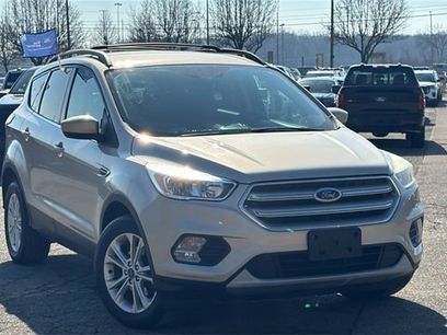 Certified 2018 Ford Escape SE w/ SE Sync 3 Package