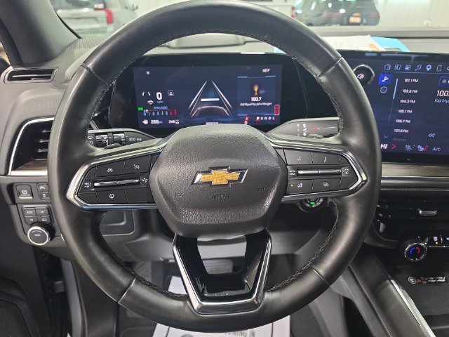 Used 2025 Chevrolet Tahoe Premier AWD/4WD image 18