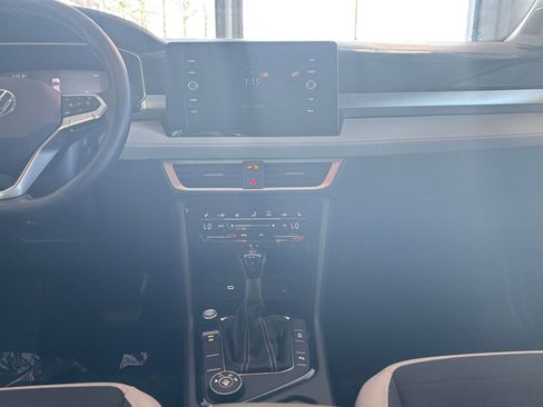 Used 2025 Volkswagen Taos SE image 25