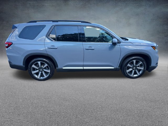 Used 2025 Honda Pilot Elite image 8