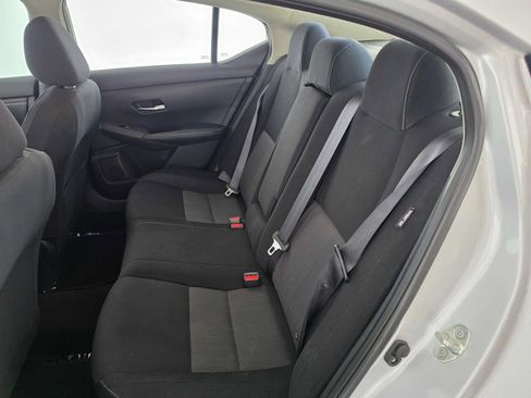 Used 2021 Nissan Sentra SV FWD image 17